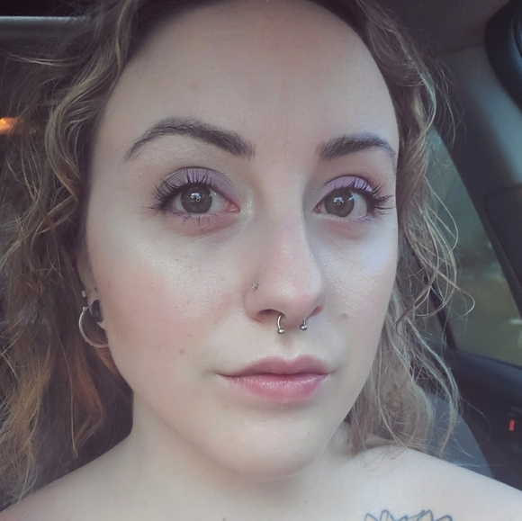 Meet your Posher, Kristin - Picture 3 of 4